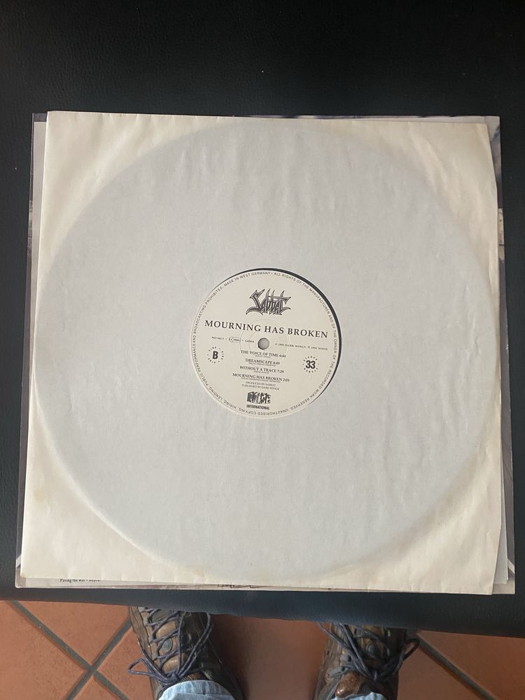 Vinil sabbat “the mourning has broken”