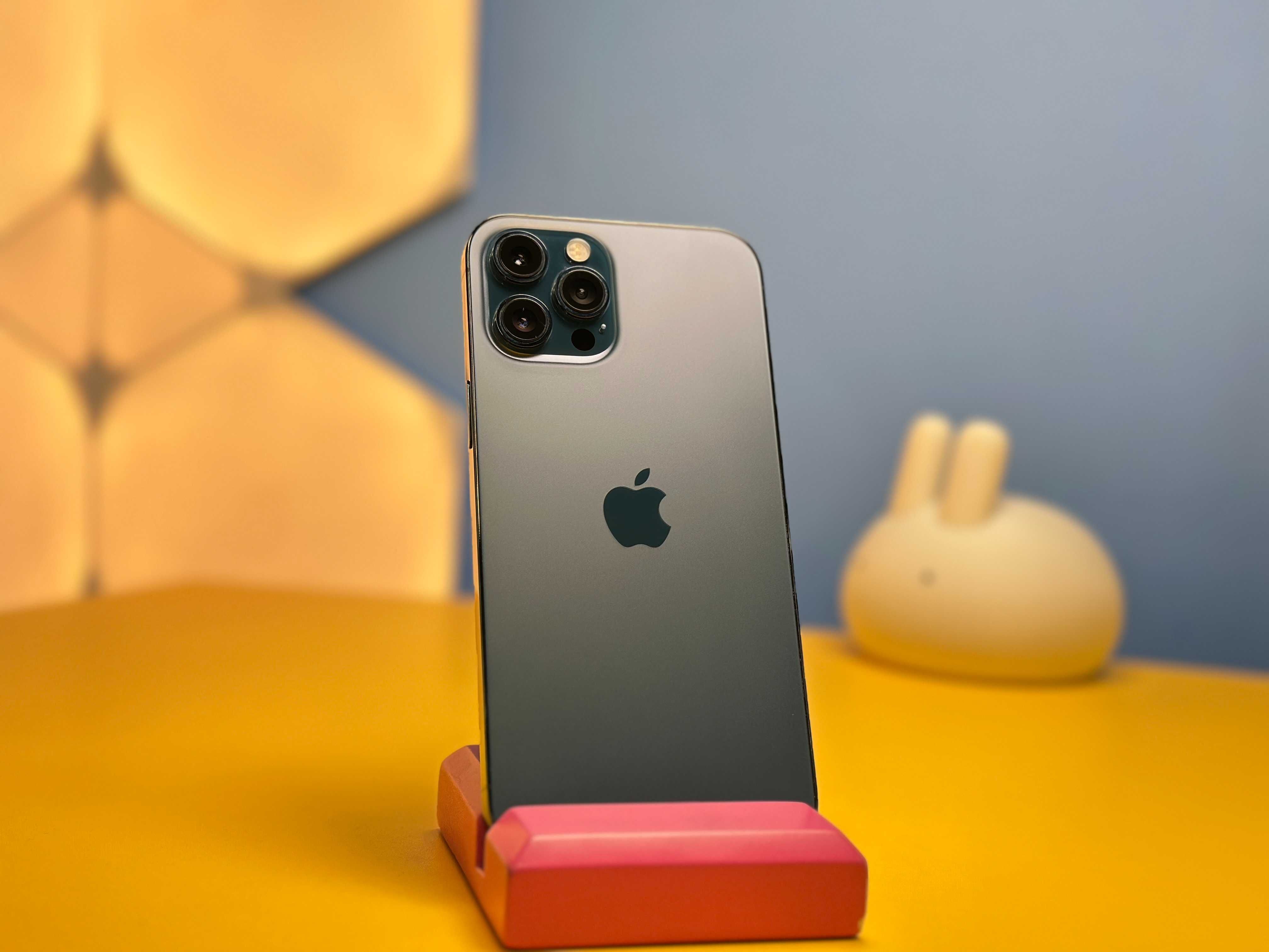 Смартфон Apple iPhone 12 Pro Max 256GB Blue (136297) Б/У З ГАРАНТІЄЮ