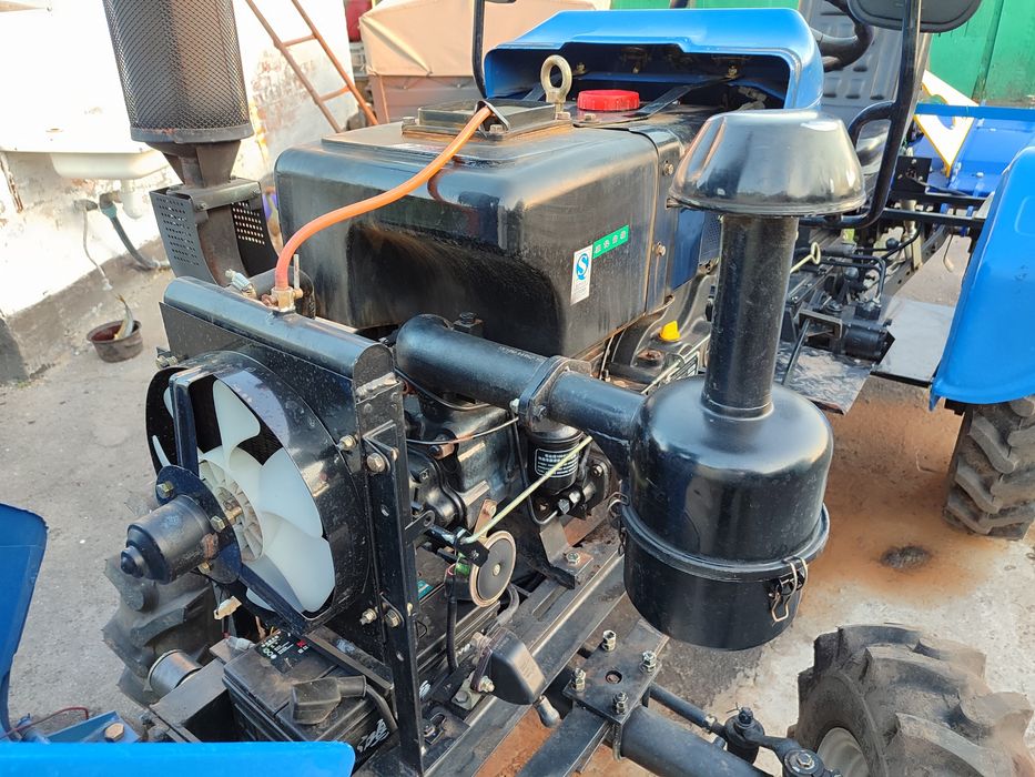 Трактор Шифінг SF240BL з фрезою 140