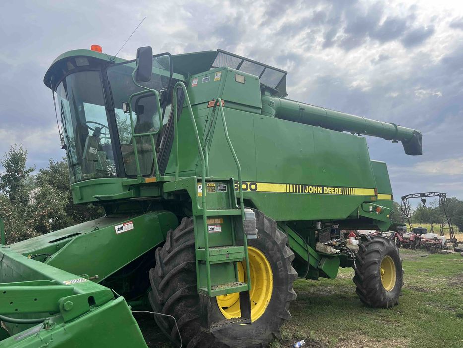 John Deer 9600 з жаткою