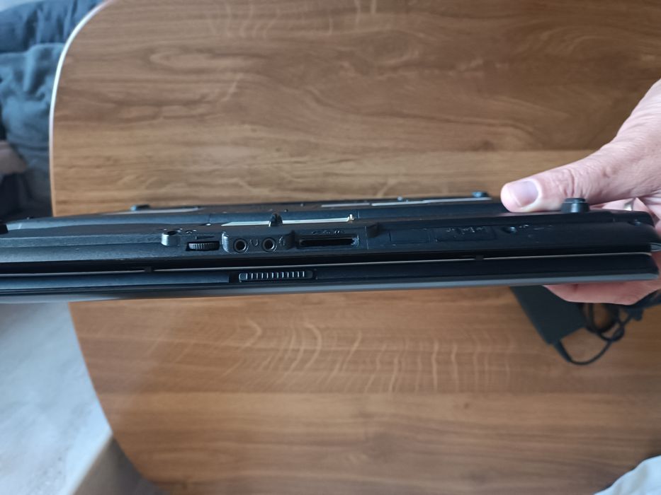 Portátil Toshiba Satéllite A210-19U avariado com mala transporte