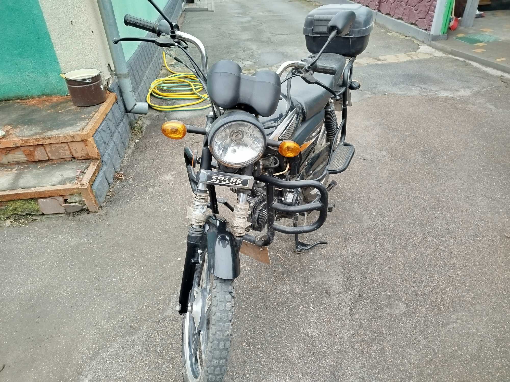 Мотоцикл спарк SPARK