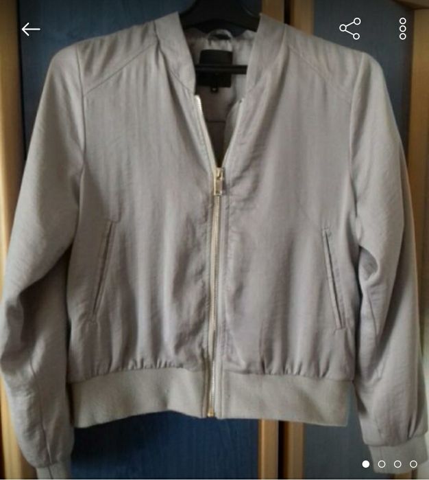 Бомбер женский в отличном состоянии