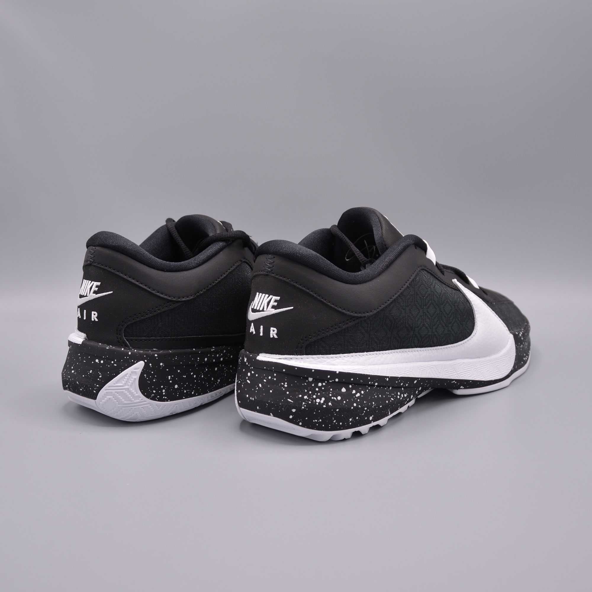 Оригінал! Кросівки NIKE ZOOM FREAK 5 DX4985-003 Кроссовки Оригинал!