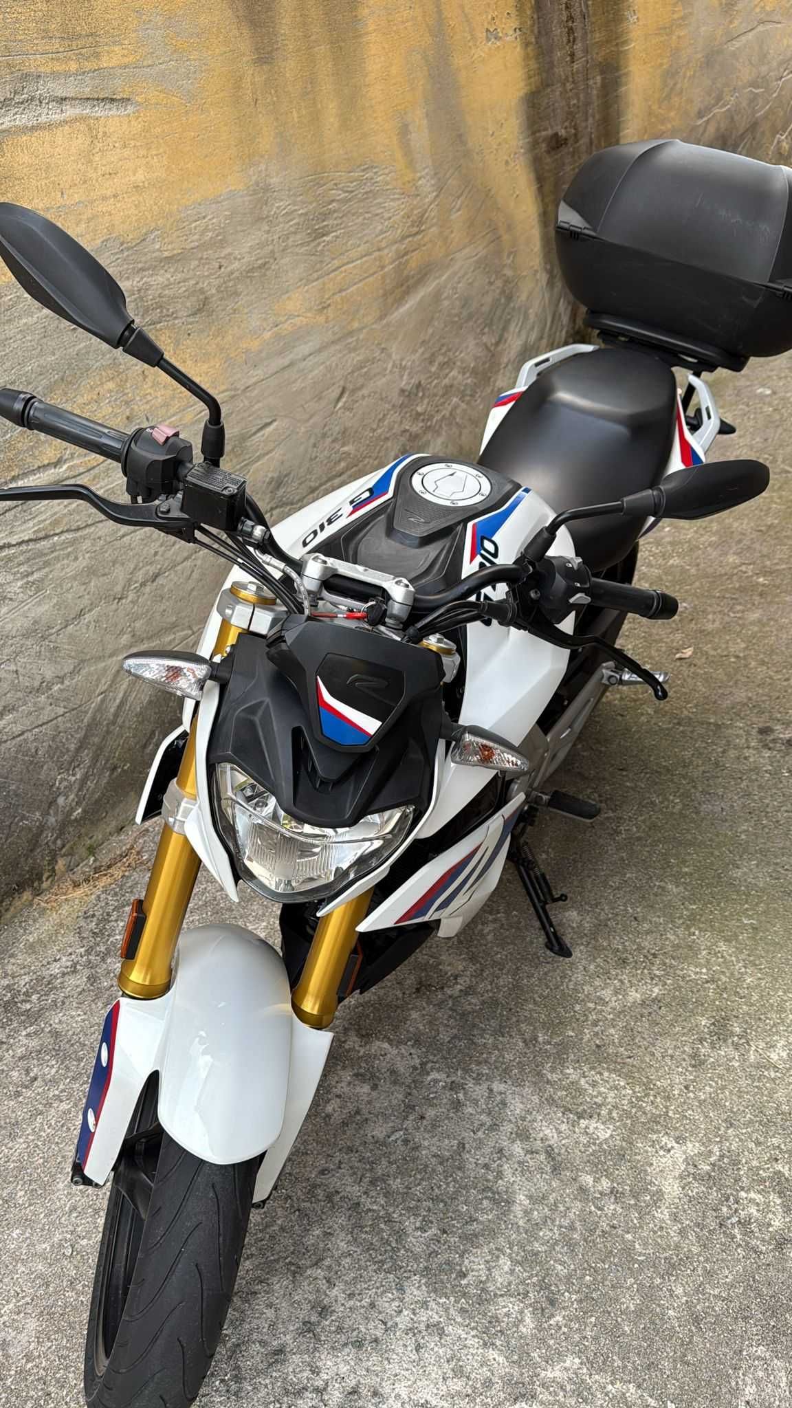 BMW gr 310r com 16.000 km  2019