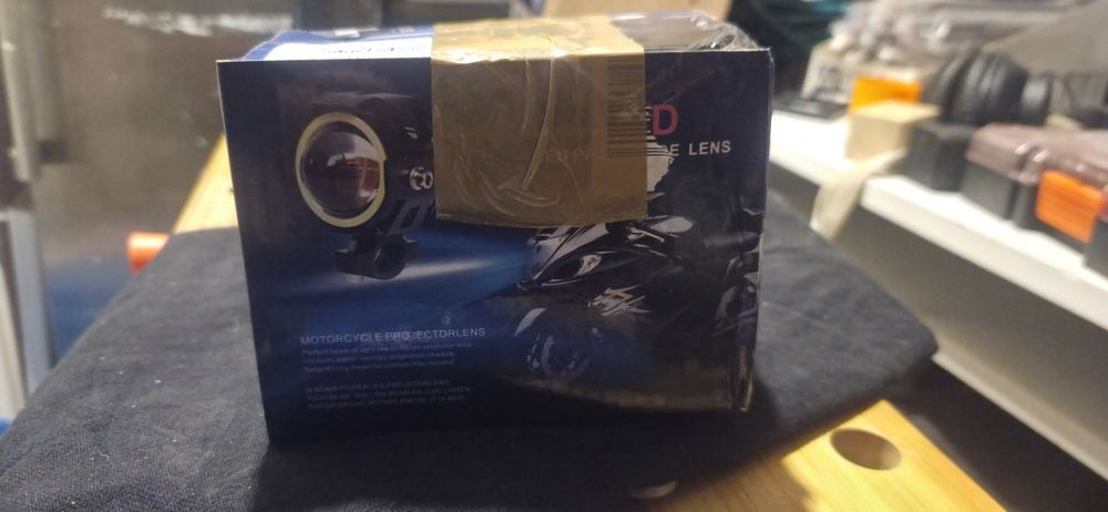 2 halogeny led u7 12-80V azul