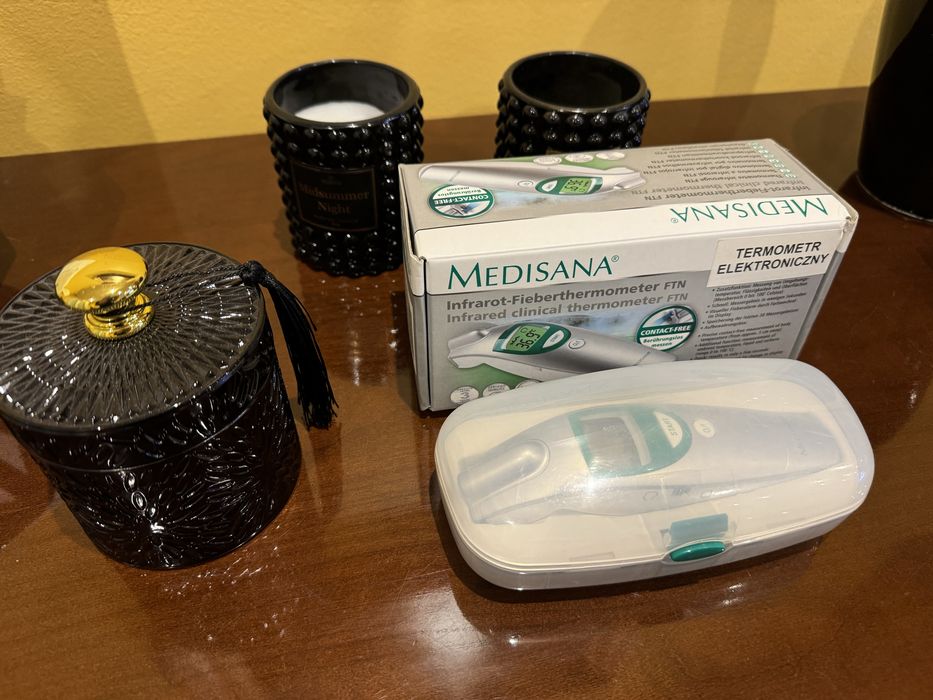 Profesjonalny termometr bezdotykowy czołowy/uszny MEDISANA FTN 76120