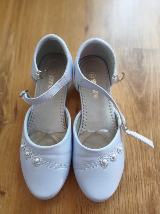 Buty komunijne dziewczęce rozm. 34