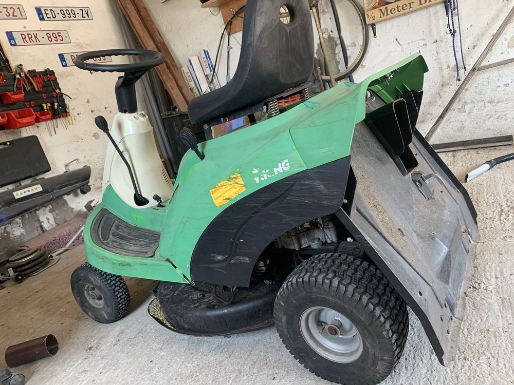 Kosiarka traktorek Viking MR340 z koszem i deflektorem