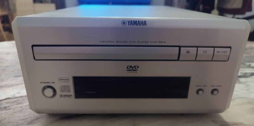 Yamaha Odtwarzacz DVD-E810