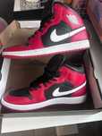 Buty Air Jordan 1 Mid 42