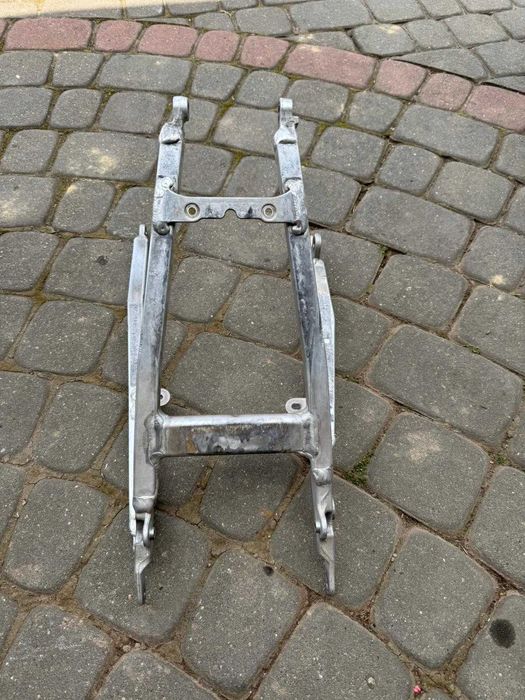 stelaz subframe zadupek tylni tyl airboxa suzuki rmz 450 r 08-17