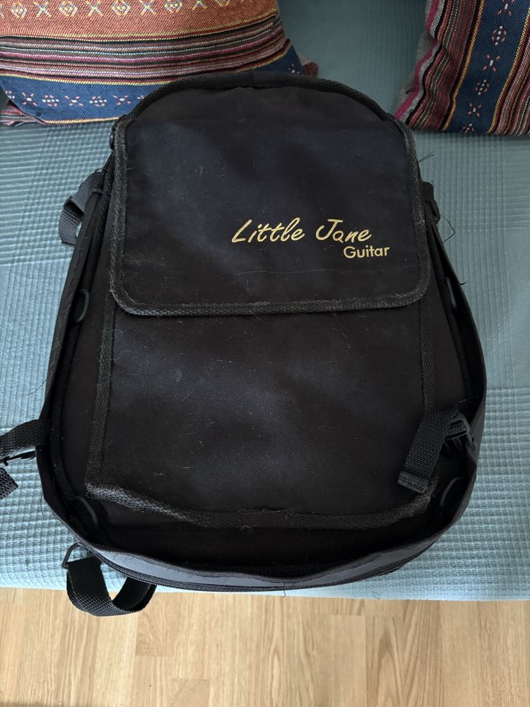 Gitara akustyczna Furch Little Jane (podpis T. Emmanuela)