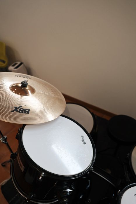 Bateria Stagg usada mas em ótimo estado