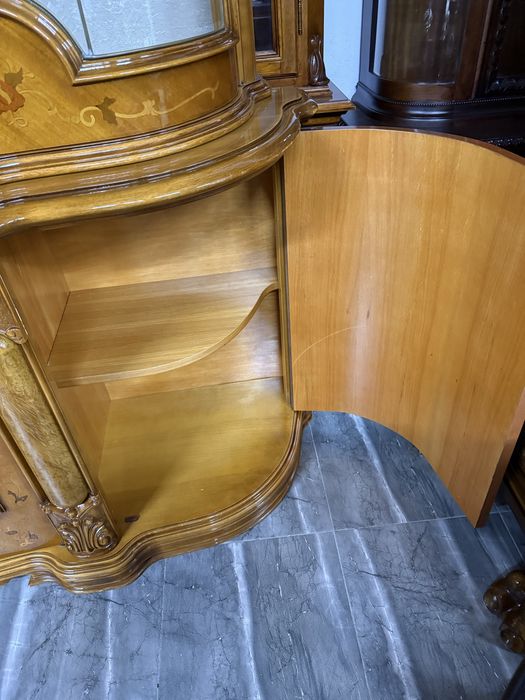 Італійська вітрина, вітрина бароко, комод, барокко, стінка, вітрина