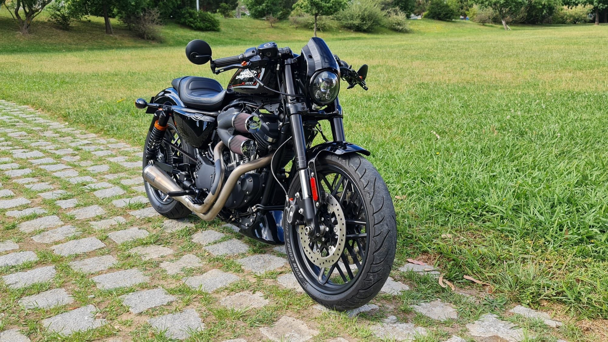 Harley-davidson sportster 1200 roadster