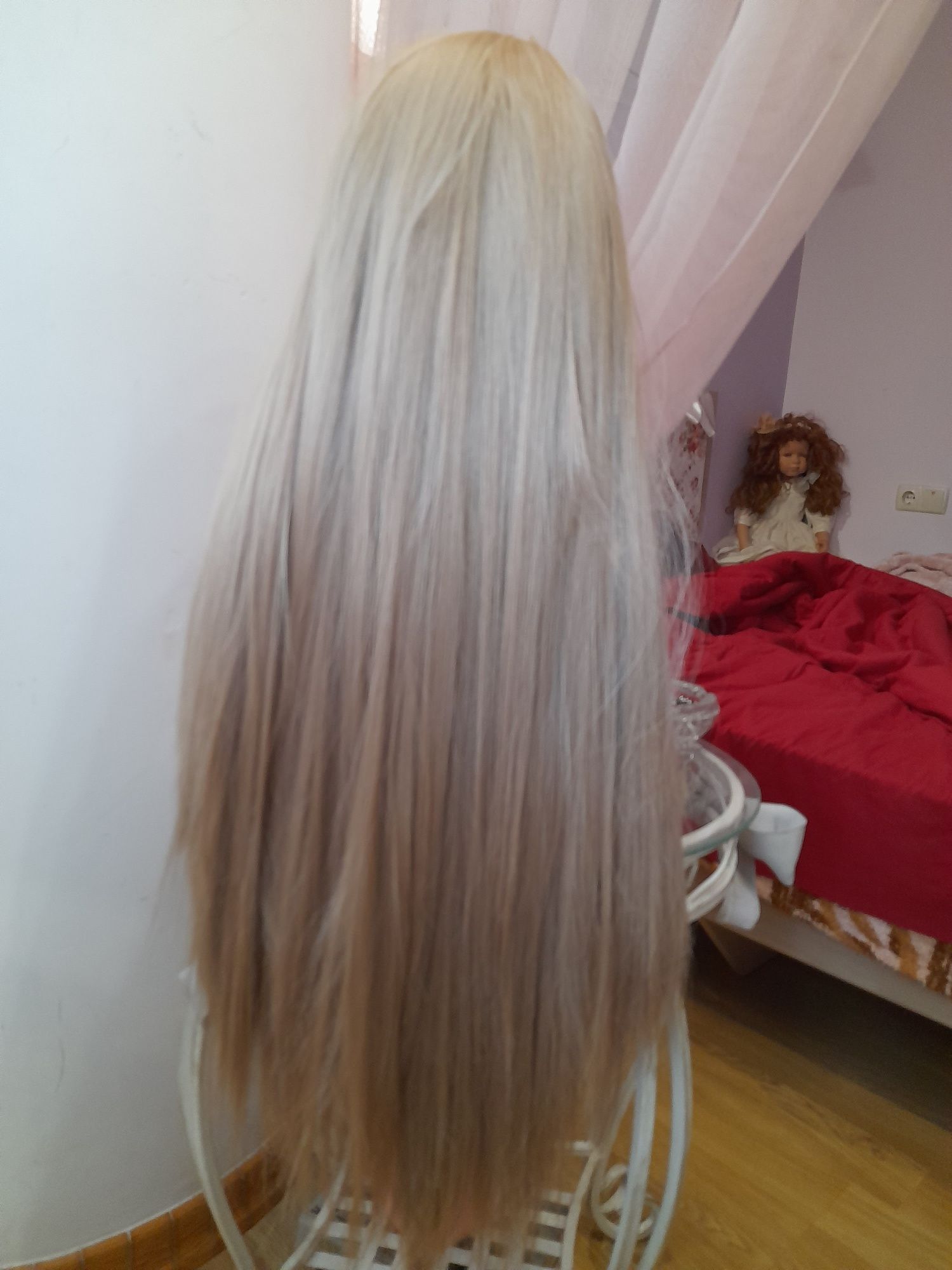Натуральный парик Блонд 80 см