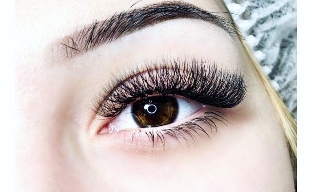 Нарощування, ламінування вій з виїздом до Вас, додому,  Київ