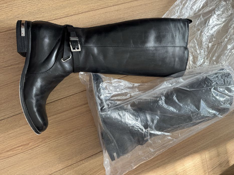 Демісезонні шкіряні високі чоботи