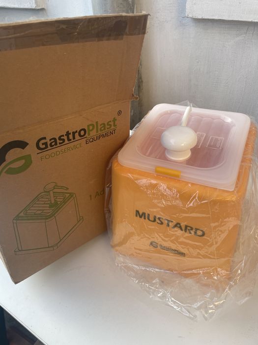 Диспенсер для майонезу, гірчиці з підставкою