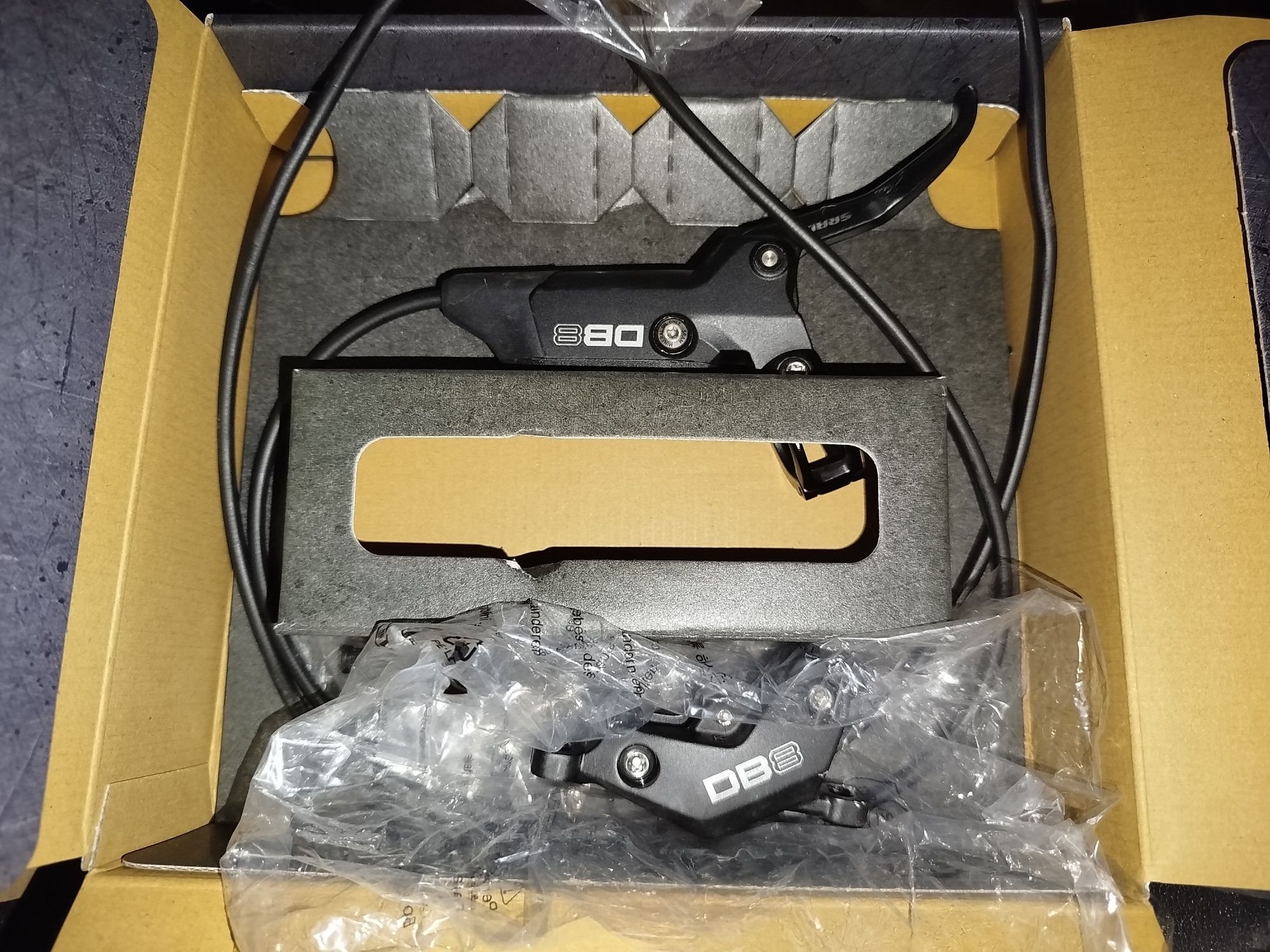 Travões sram db8 4 pistões