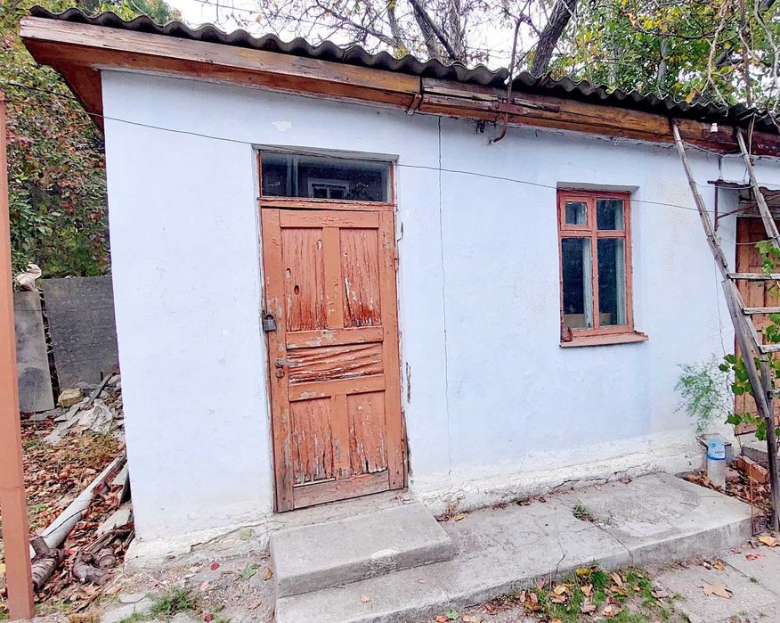 Продажа 3х комнатной квартиры в Варваровке! Свой дворик!