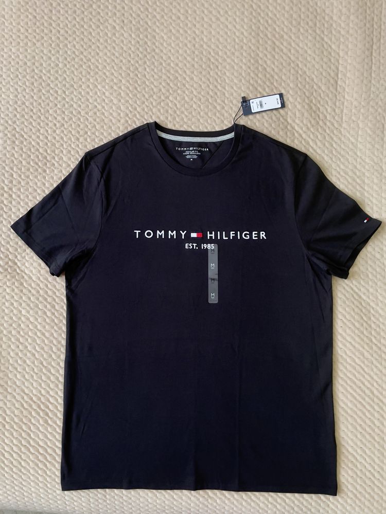 Нова футболка Tommy Hilfiger p M