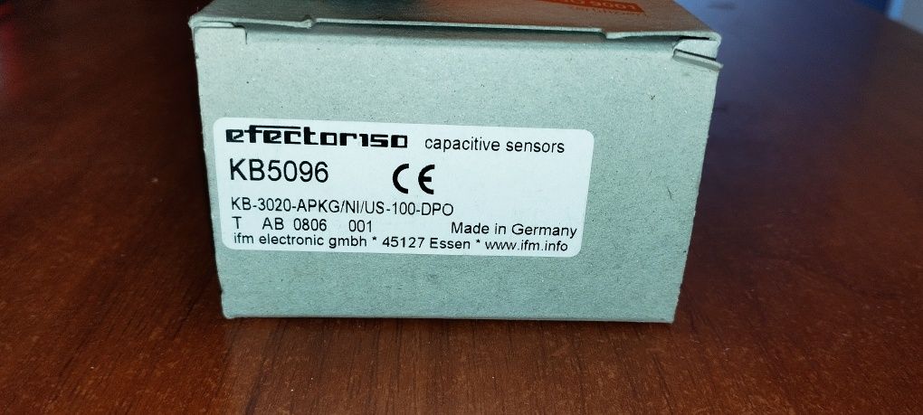 Емкостной датчик IFM Electronic KB5096