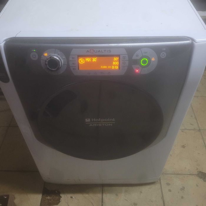 Duża pralka Aqualtis 11kg