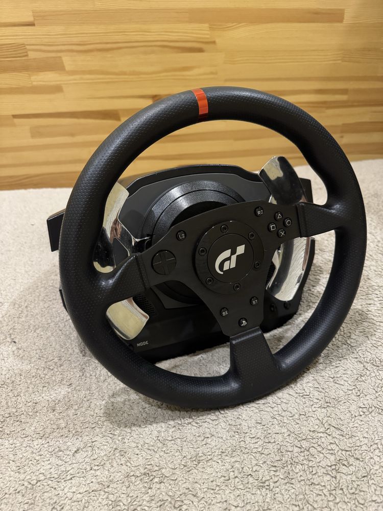 Хороший стан ігрове кермо Thrustmaster T500 RS