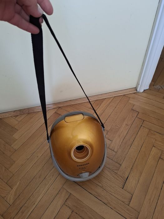 Pasek do odkurzacza, do noszenia go na ramieniu