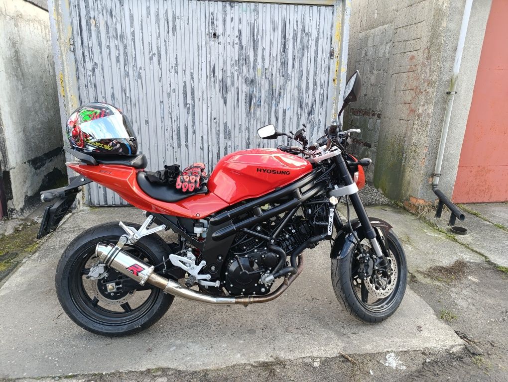 Motocykl hyosung gt 650