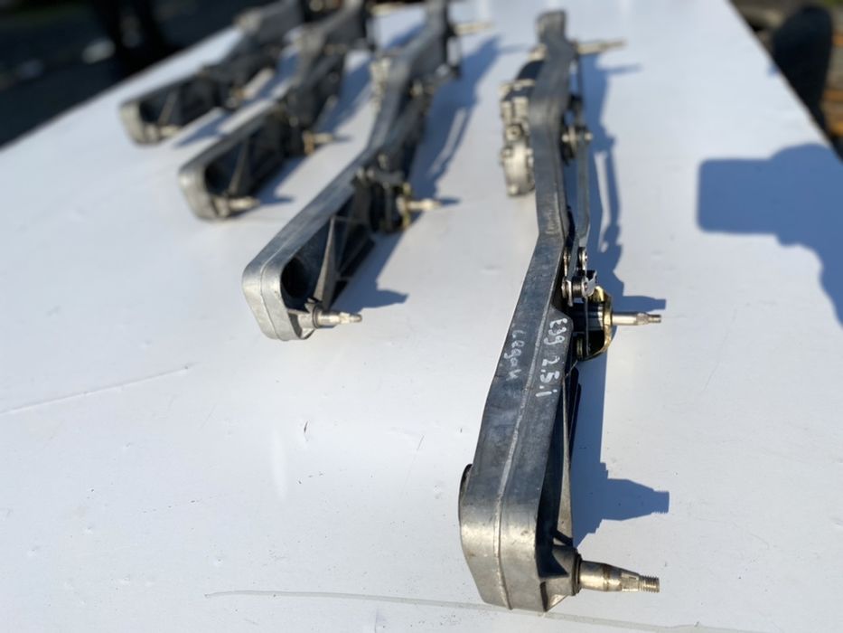 Трапеция Дворников BMW E39 Дорестайл Трапеція Двірників БМВ Е39 Шрот