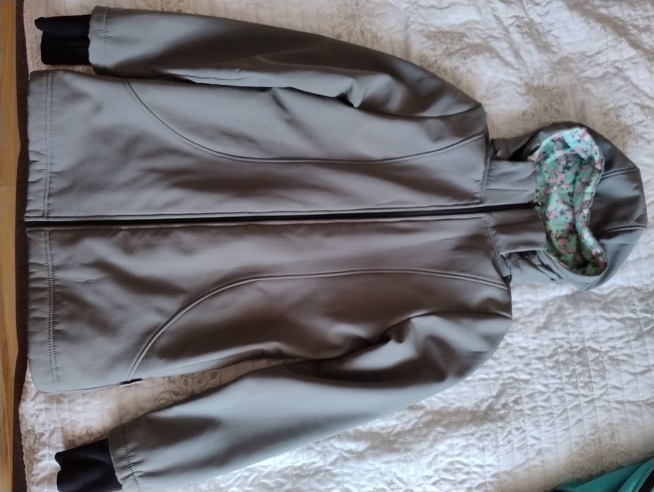 Softshell greyse dla dwojga dodatkowo wstawka na ciążowy brzuszek