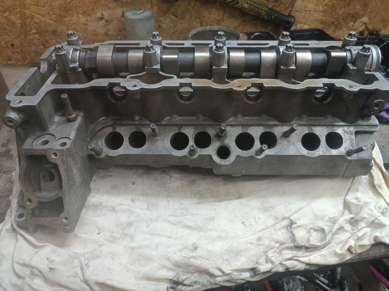 Opel VECTRA 2.0 DTI головка блока цилиндрjd