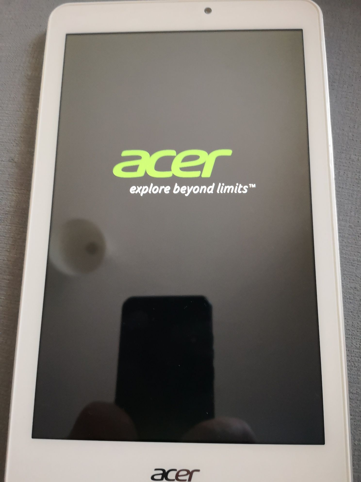 Tablet Acer Icónica 8 w1 - 810