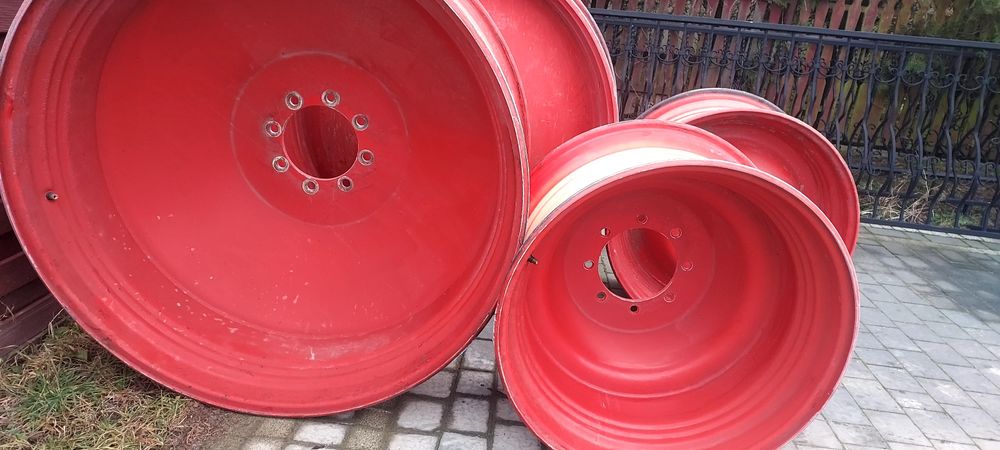 Felgi Fendt poszerzające  3 rzędy kukurydza buraki  R30  R46