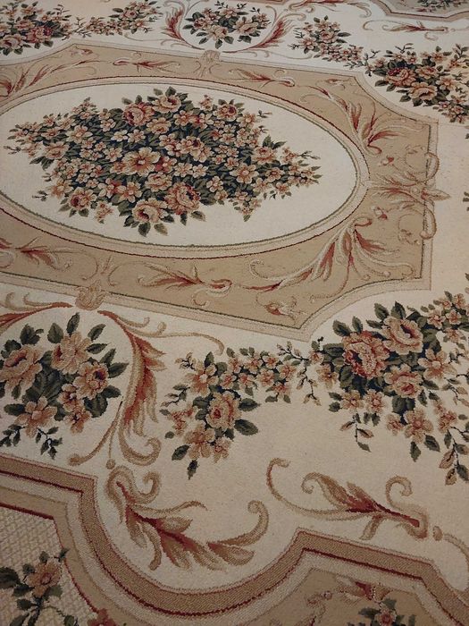 Килим 3х4м б\у в задовільному стані