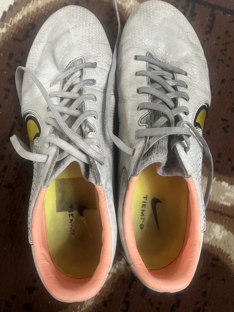 korki nike tiempo 9 pro