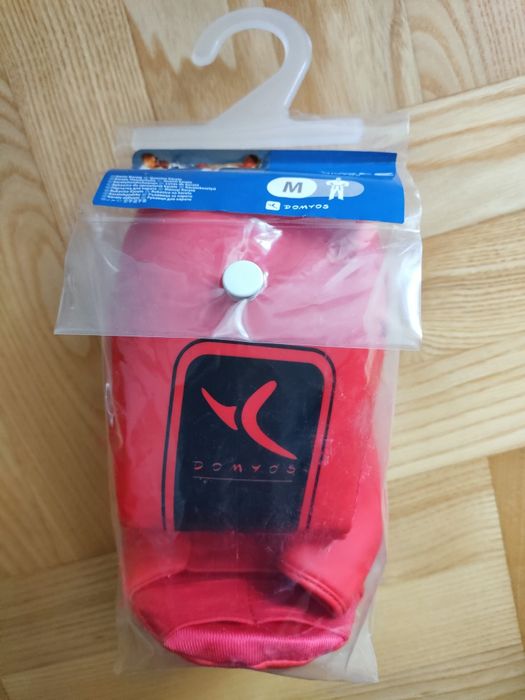 DOMYOS Rękawice do karate / napięstniki r. M