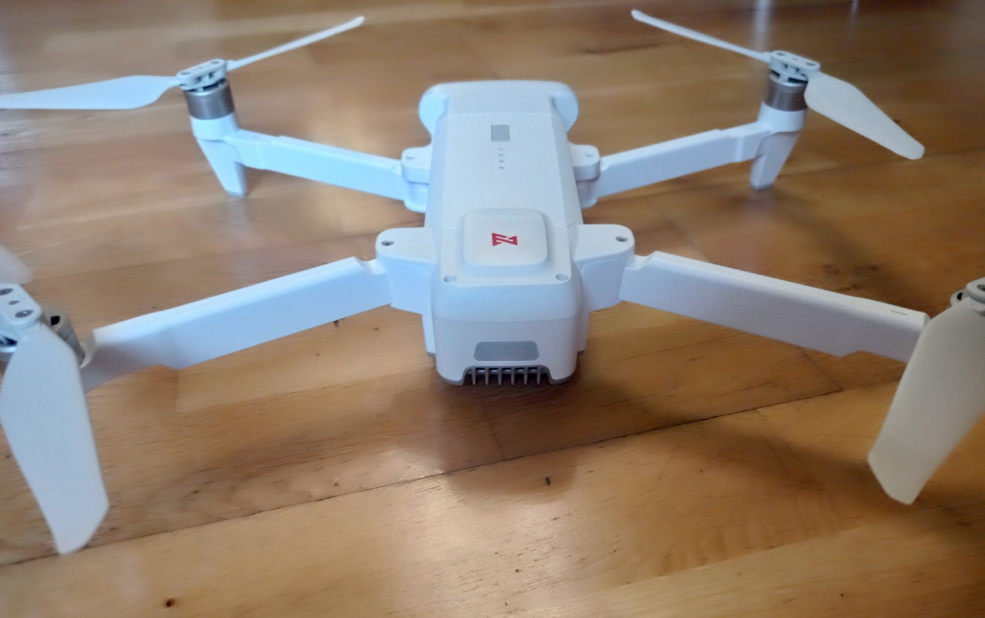 Stan IDEALNY Dron Xiaomi Fimi 8 se - 2 baterie + gratisy