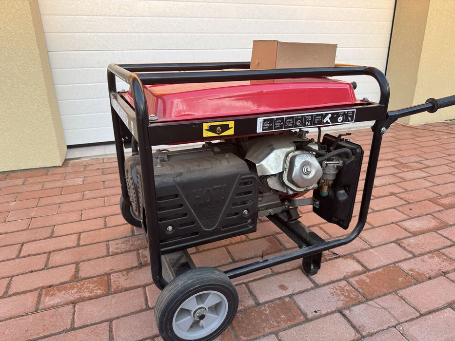 Генератор Excalibur с єлектростартером.