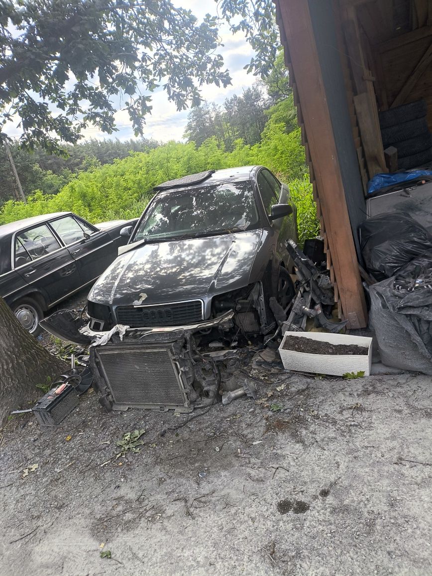 Sprzedam audi a4 b6 powypadkowe