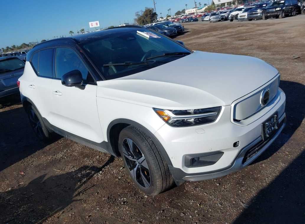 Бампер перед VOLVO XC40 передній вольво шрот розборка передок
