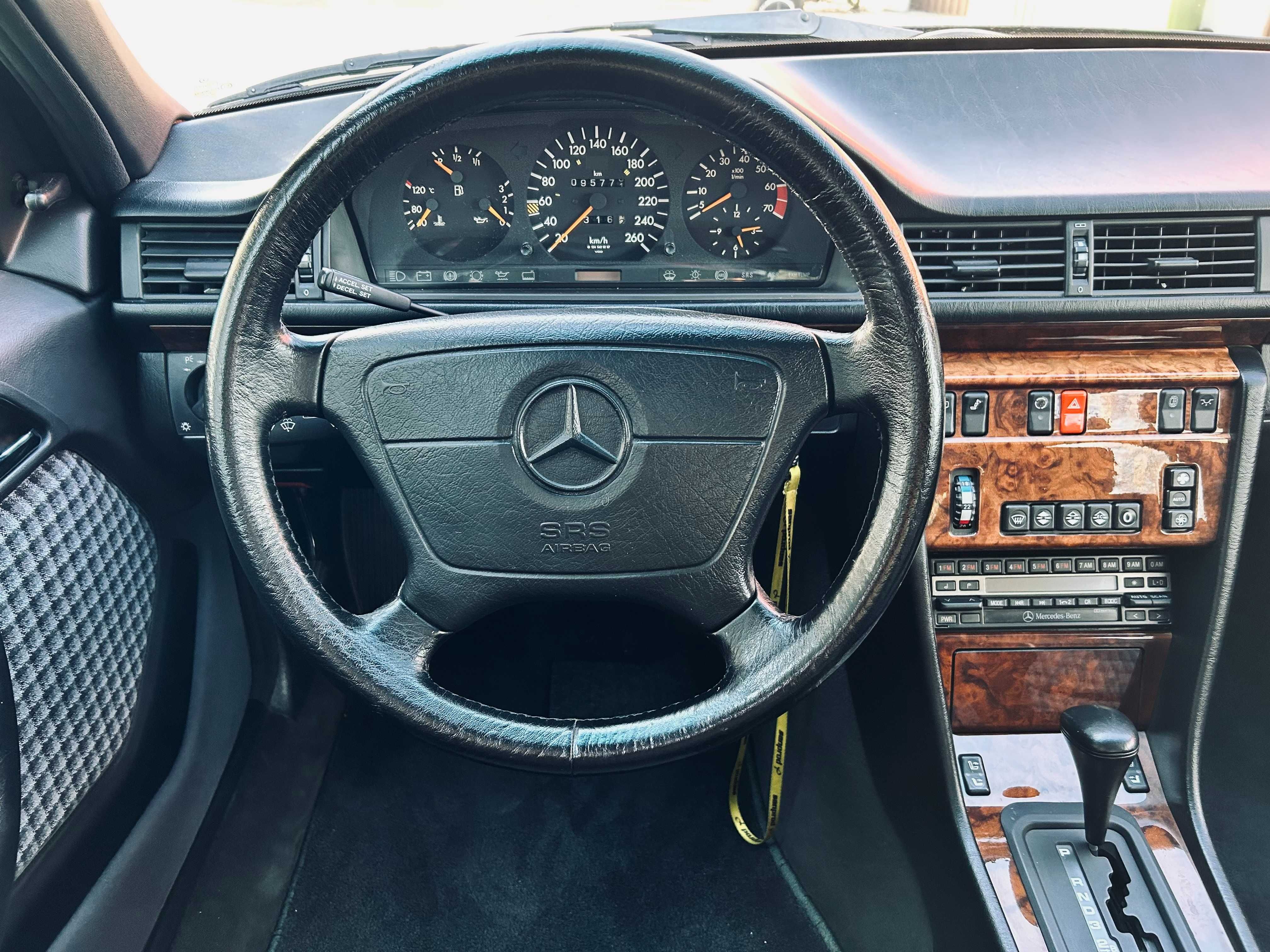 Mercedes W124 5ooE