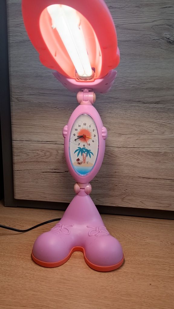 Lampka na biurko kotek