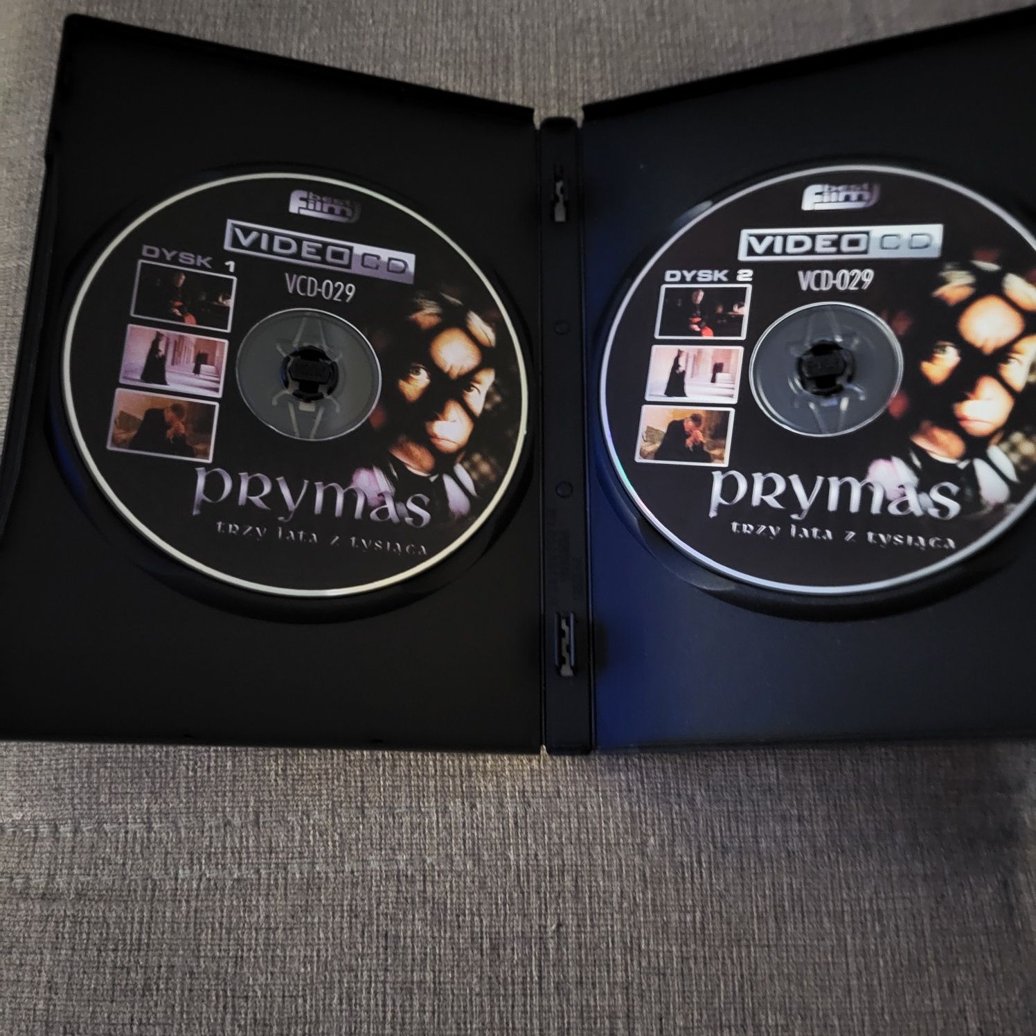 3 polskie filmy DVD na pięciu płytach