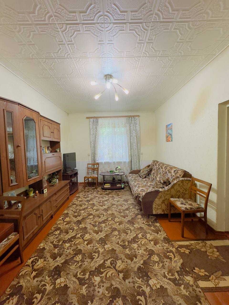 Частина БУДИНКУ, 54.1 кв.м, в ЦЕНТРІ міста, парк