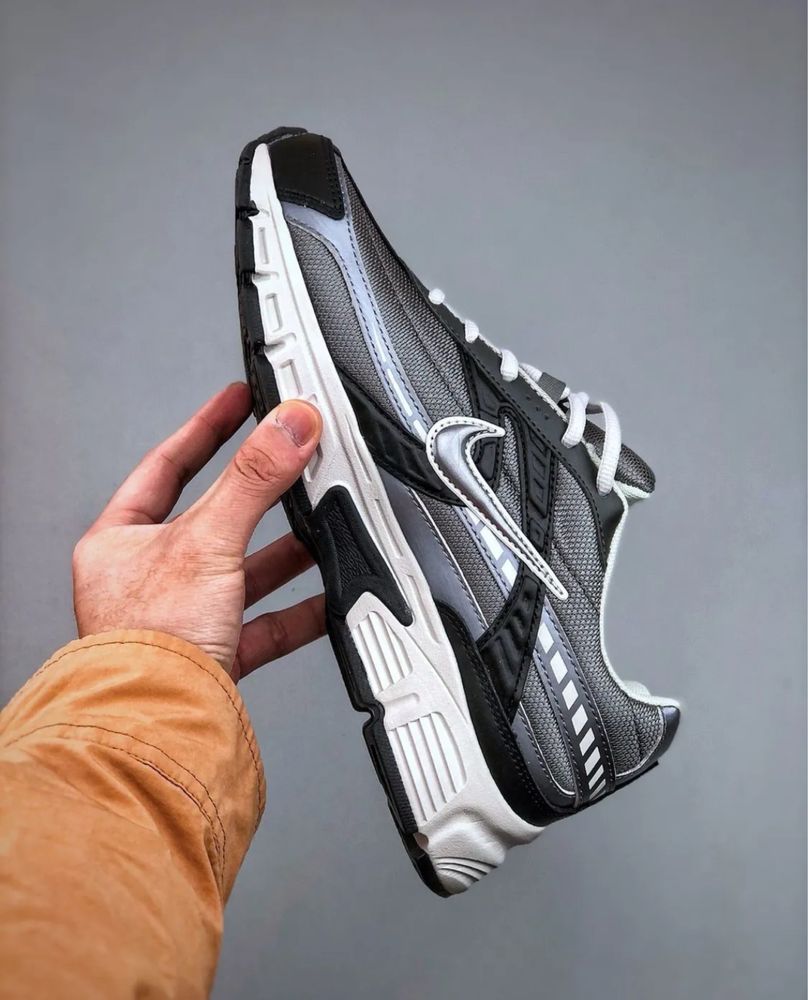 Кросівки кросовки Nike initiator 42 розмір