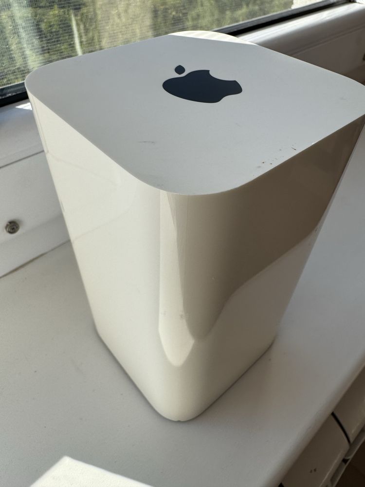 Роутер Apple Airport Extreme A1521